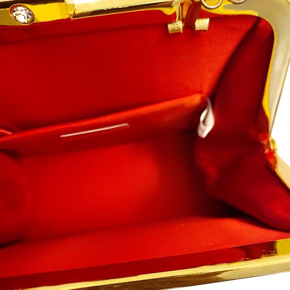 Red Floral Print Crossbody Bag - Picture 5 of 5